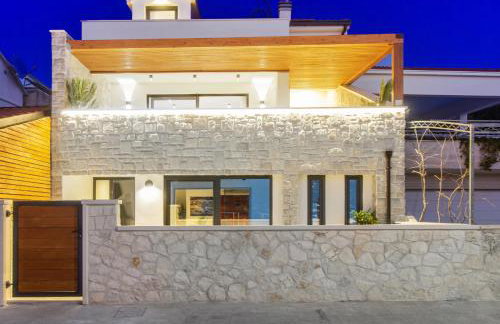 Seafront Villa Kupinica with heated Pool - Foto 56