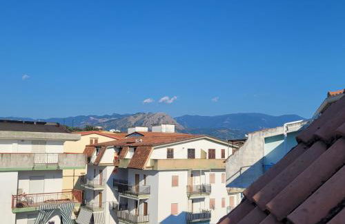 Stunning views, 2-Bed Apartment in Scalea - Foto 12