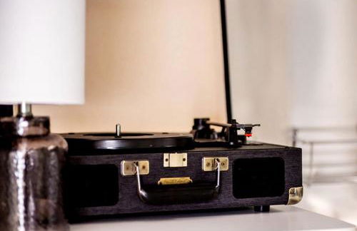 Beautiful Airstream Glamping Site for Romantic Weekends Away in North Carolina - Photo 17