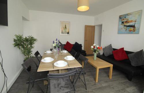 High Street House Thurnscoe by Smart Corporate Stays - Photo 42