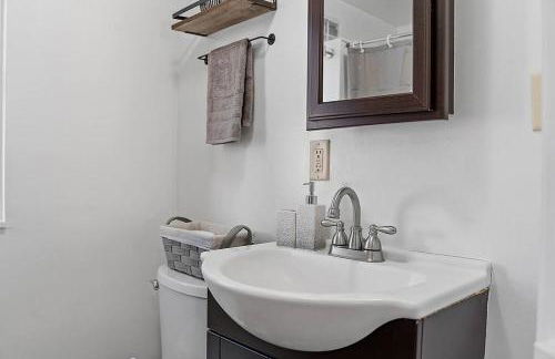 NEW!! Lovely unit w/ PRIVATE Hot Tub and patio! - Foto 8