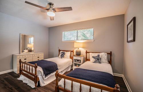 NEW - Walking distance to POOLS and BEACH - Foto 36