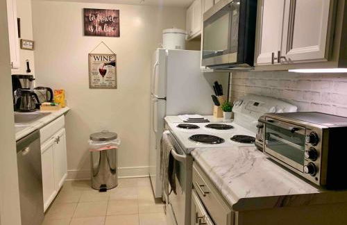Cozy 1BR in DC 95WalkScore Steps to Cafes Dining Nightlife Grocery Metro - Close to Downtown - Foto 47