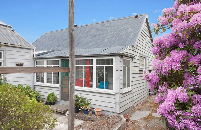 Central Christchurch Cottage - Photo 1