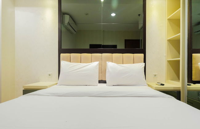 Luxurious and Comfy 2BR Cinere Bellevue Suites Apartment - Photo 2