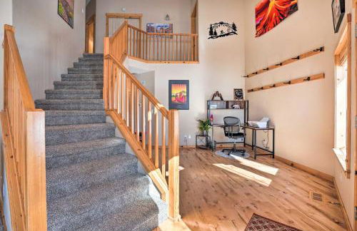 Family-Friendly Oregon Vacation Home with Yard - Foto 3