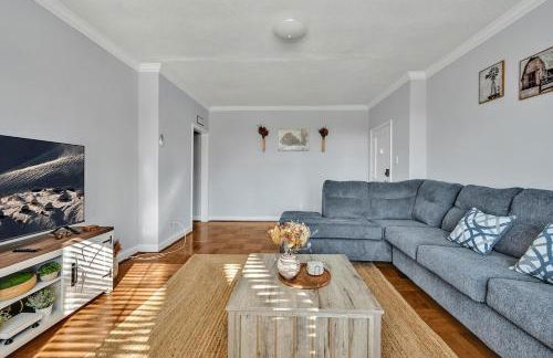 1st Floor 2BD Near Duke & Downtown - Photo 4