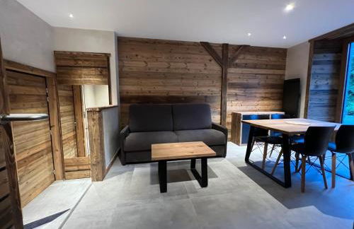 Gite Roche Des Ducs avec Piscine toute l'année, Spa, Sauna, Hammam - Foto 48