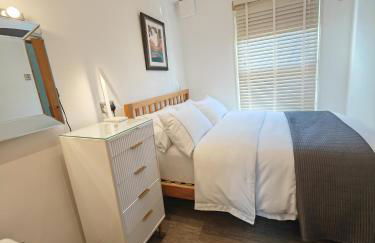 Cambridge city centre immaculate 2 bed apartment - Foto 18