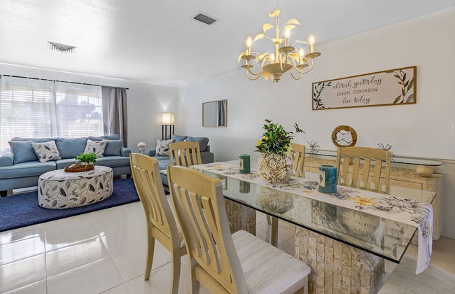 Hardee House in Gulf Gate Neighborhood - Foto 7