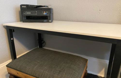 House with 11 Beds Sleeps 14 with Off Street Parking - Foto 20