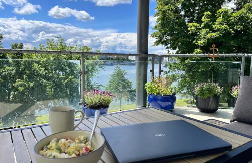 Beste Lage mit Warnowblick - großer Balkon, zwei Schlafzimmer, Aufzug, Stellplatz - Foto 26