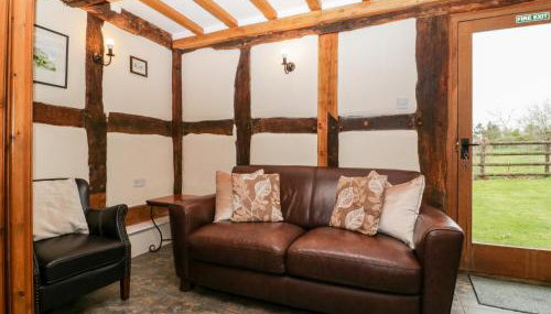 Stable End - Photo 5