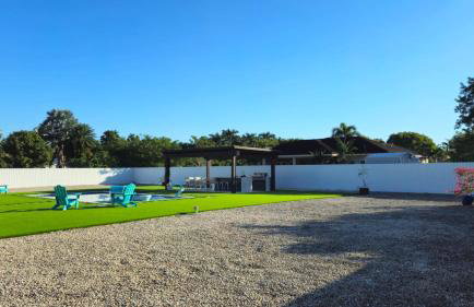 Sunny Oasis with private pool - Foto 58