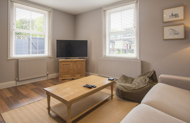 Blackfriars Cottage - Photo 10