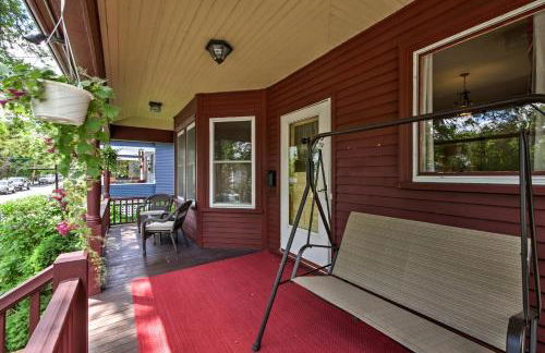 Central Bar Harbor Home, Walk to the Shore and Town! - Foto 2