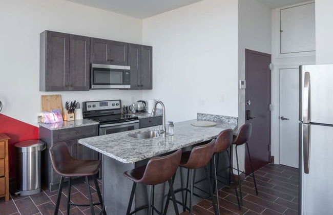 Sosuite 2BR Penthouse w Balcony W D Gym - Foto 55