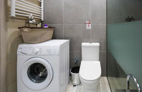 Theo and MS Luxurious Apartments by Filos Inc - Foto 40