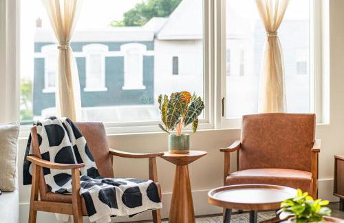 Travelers Dream that's Mins to NYC having Game Room and Parking - Foto 21