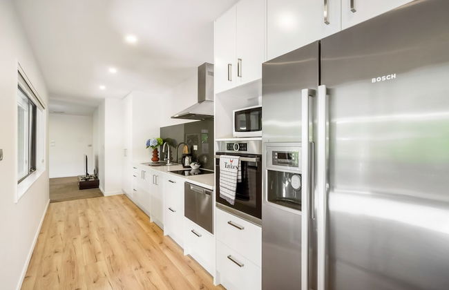 The Perfect Spacious 2BR Getaway-Netflix - Photo 11