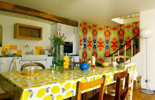 The Shire House - Photo 22