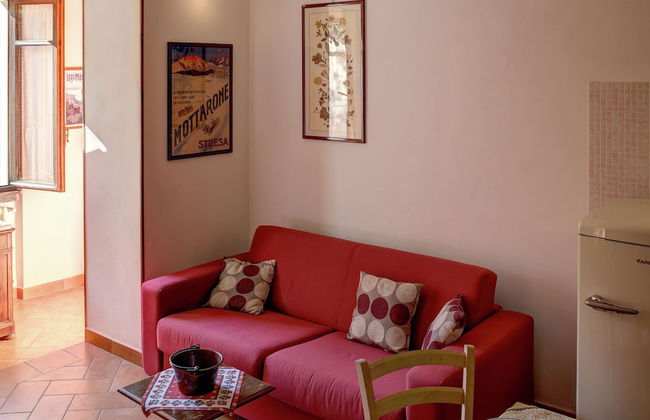 Home Near the Shores of Lake Maggiore - Photo 14