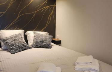 Studio en rez-de-jardin - Photo 3