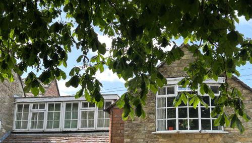 Apartment above Samantha Dadd Art Studio - in the Cotswolds - Foto 2