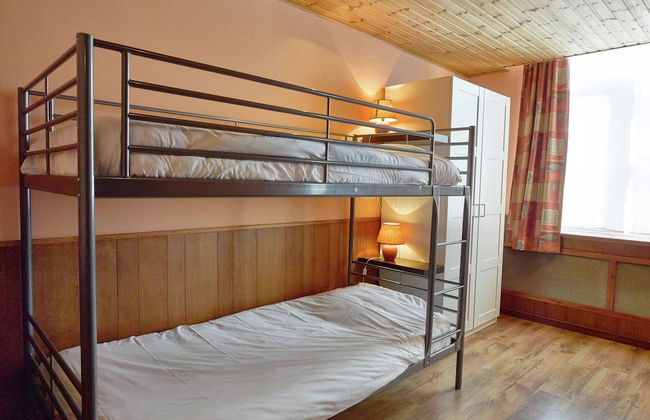 Spacious Holiday Home With Private Garden - Foto 13