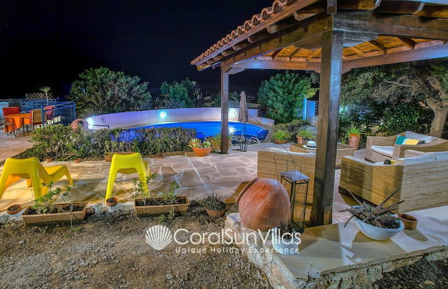 Large Pool & Garden, Billiard, Peaceful Area, Near to the Sea, Coral Bay Paphos - Foto 60