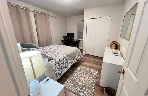 Modern 2BR Home 10 min Boston Near Assembly Row - Foto 16