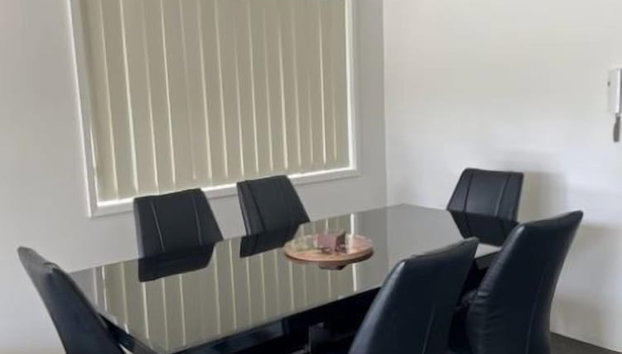 Cascade Gardens Apartments - Foto 3, Servicio de comidas en la habitación