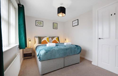 NEW! Stylish 2-Bed Home by Stay With Us, Ideal for Families, Sleeps 4! - Foto 17