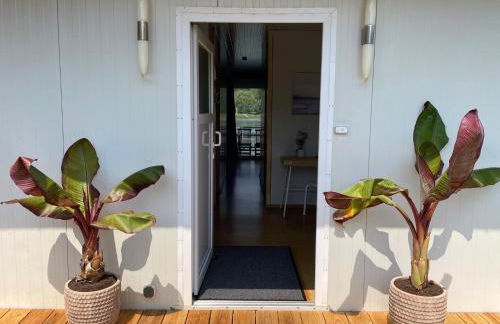 Hausboot im Hafen - Foto 1