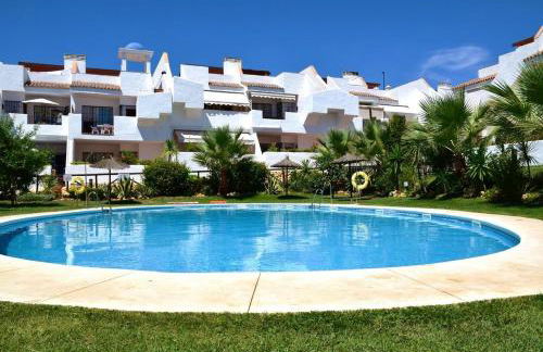 Relax, playa, golf...!! Ático de lujo, 130 m2, WIFI, urbanización privada... - Foto 1