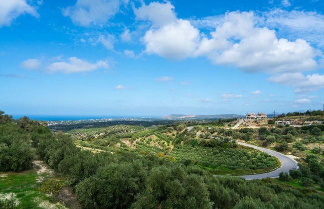 Family Friendly Villa Private Pool, Children's Play Area, Bbq, Spacious Garden, Near Beach - Photo 40