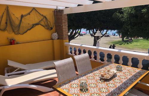 Aunt Antonia Beach House - Photo 3