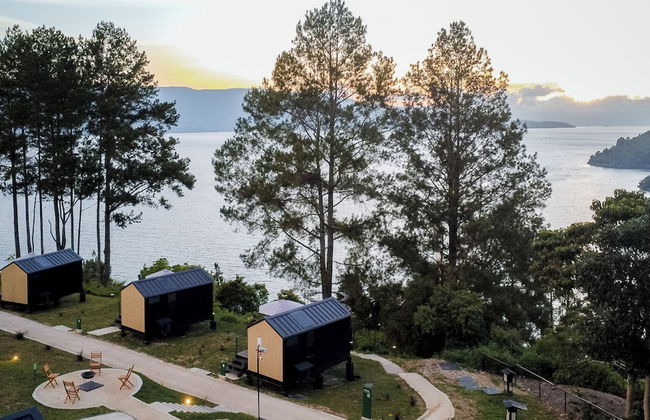 Bobocabin Patra Parapat - Foto 20