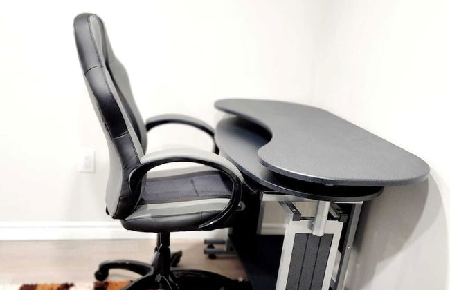 Stunning - Basement Apt in Barrie - Photo 3