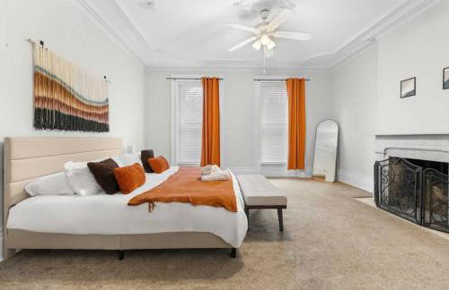 Allentown 5 BR House Free Parking No Chores! - Photo 4