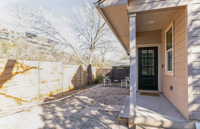 Retreat in Bouldin Creek Walkable to Restaurants - Photo 12