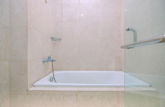 Homey Penthouse 3Br With Extra Room Kemang Village Apartment - Foto 25