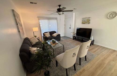 Entire Cozy Apartment Fully Renovated Modern Style - Foto 6