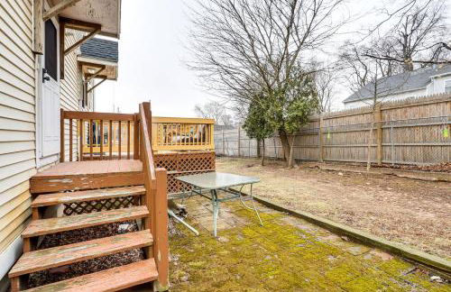 3 Mi to Dtwn New Haven Colorful Condo with Yard! - Foto 3