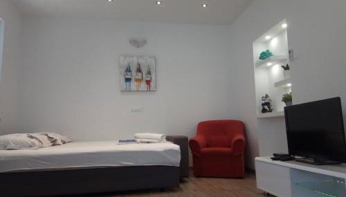 Apartment Luka - Photo 2