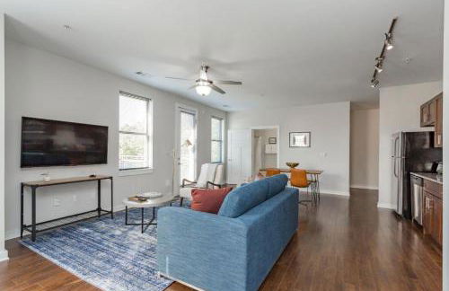 CozySuites Music Row Spacious 2BR free parking 25 - Foto 3