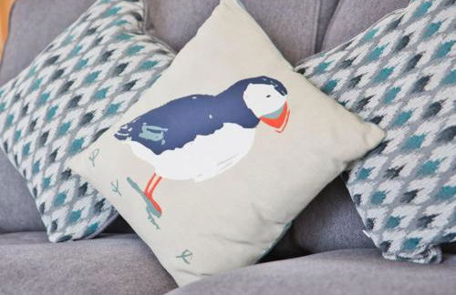 Beautiful Seaside Holiday Home - Photo 36