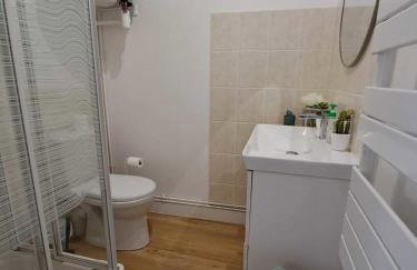 Charmante Maisonnette Rénovée - 5 min d'Argenton Sur Creuse - Foto 3