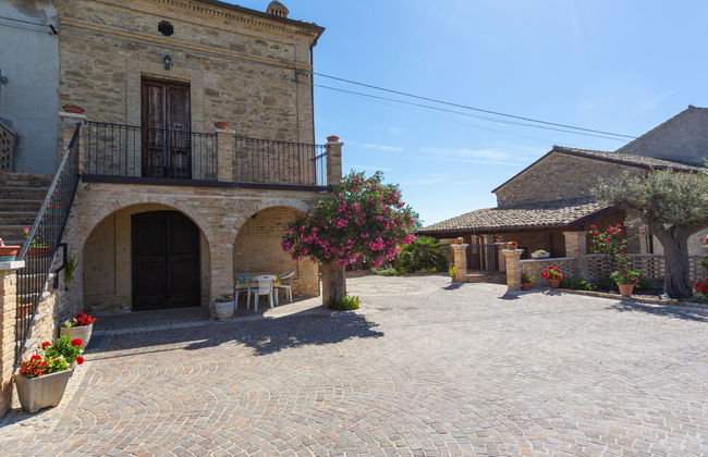 Borgo Agrituristico Il Pino - Foto 3