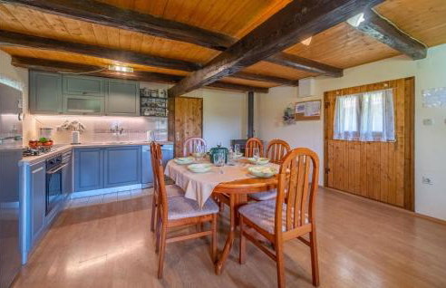 Awesome Home In Gornji Velemeric - Foto 18